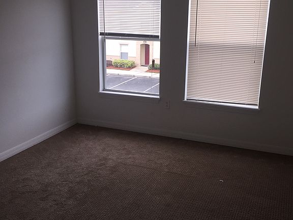 5th image of 2796 Club Cortile Cir APT B
