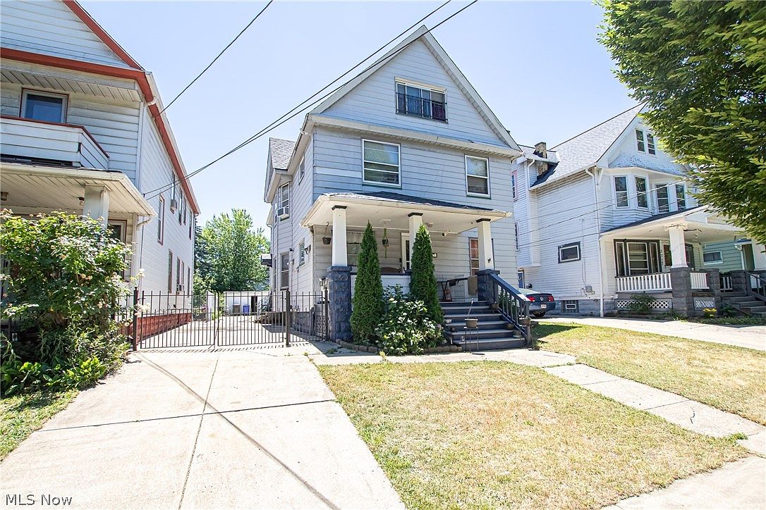 3713 Daisy Ave, Cleveland, OH 44109 | Zillow