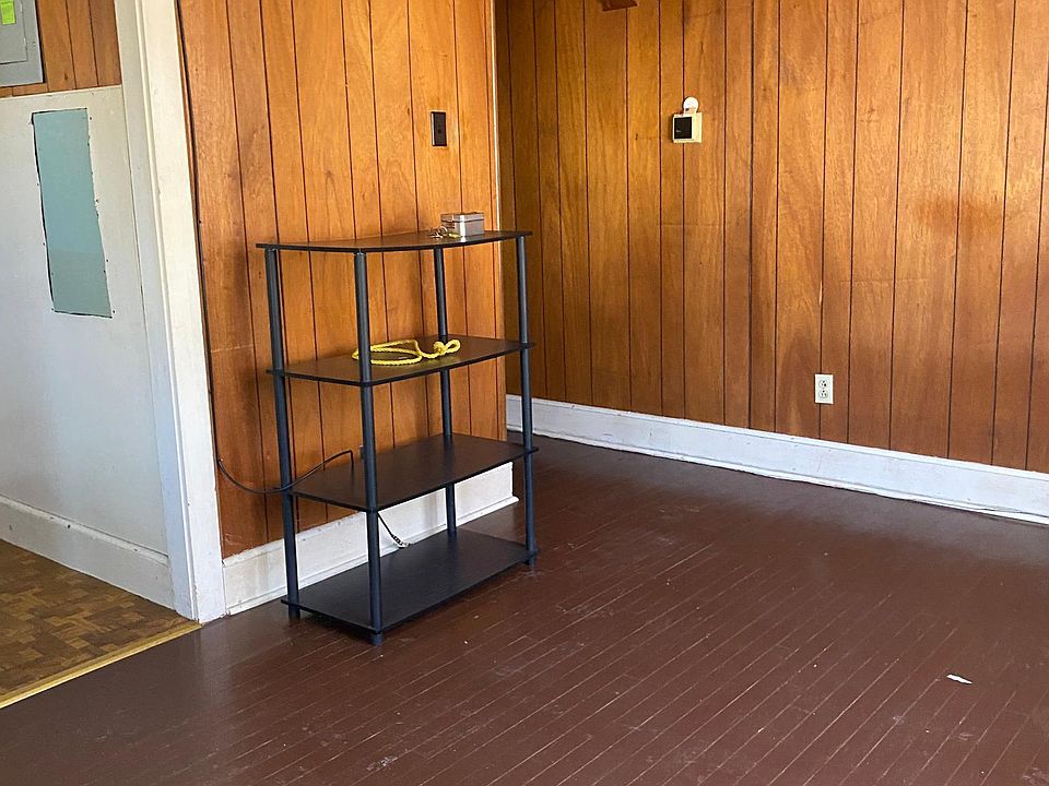 2nd image of 1115 Radcliffe St APT 7