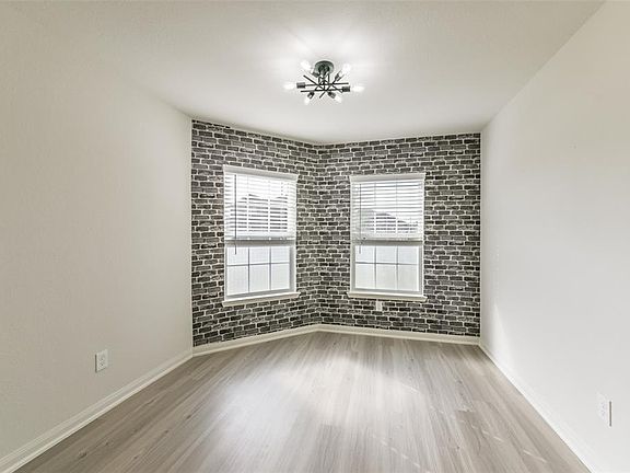 5th image of 15238 Snowdrop Field Dr