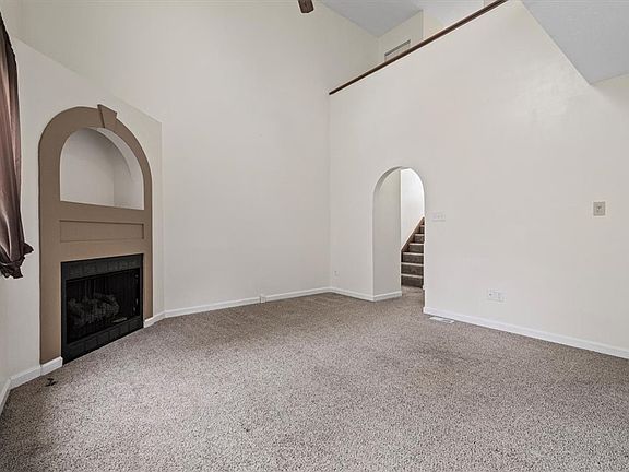 5th image of 1401 Lexington Dr