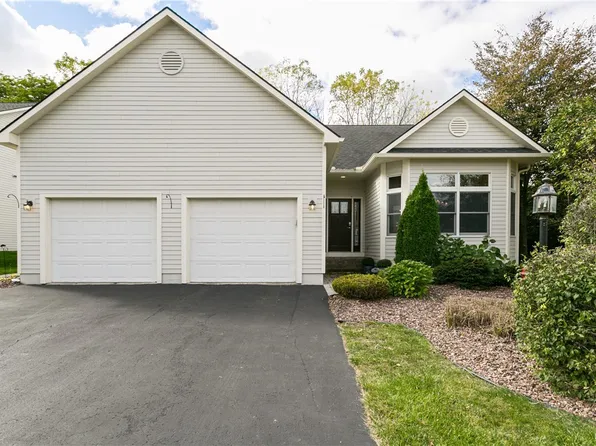 6067 Bay Hill Cir, Jamesville, NY 13078