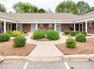 8324 Delta Cir, Louisville, KY 40228