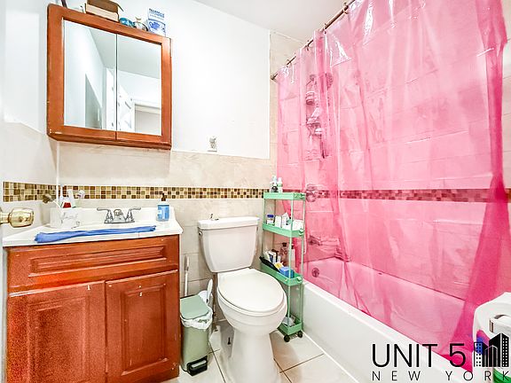 5th image of 215 Moffat St #2C