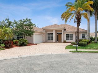 5257 Benjamin Ln, Sarasota, FL 34233