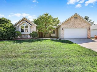 594 Chancellor Dr, Edwardsville, IL 62025