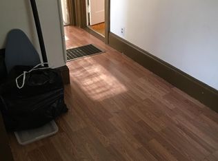 1445 1/2 Washington St W, Charleston, WV 25387