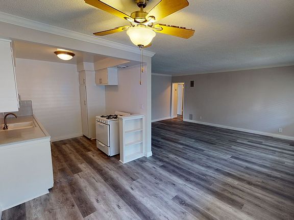 5th image of 1333 N Stanley Ave #24