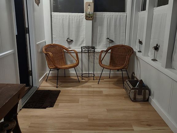 5th image of 50 Beech Street