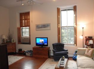 2118 Spruce St APT 2F, Philadelphia, PA 19103