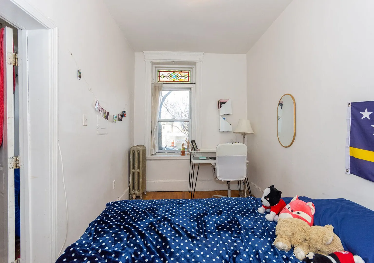 Bu Packards Corner Large Sunny 2 Bed Not A Split Heat Hw Inc Mostly Occupied By Bu Students — Photo 1