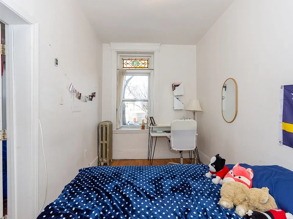 48 Brighton Ave #1