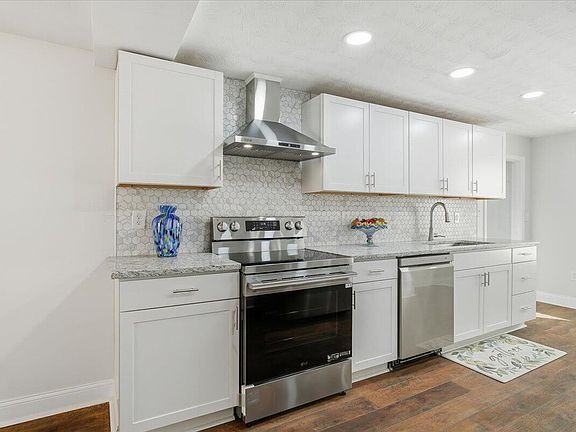 5th image of 509 Patton Ave NW