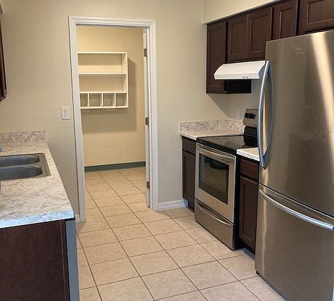 3rd image of 849 Longdale Ave