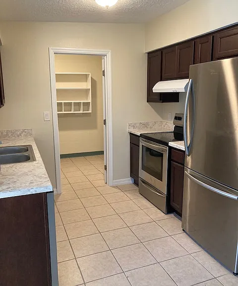 849 Longdale Ave — Photo 3