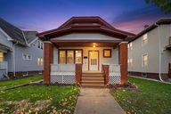 photo property thumbnail