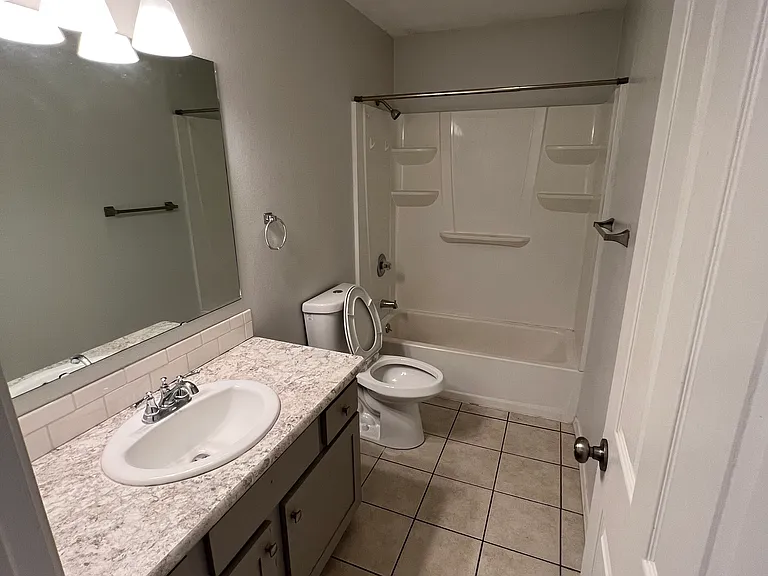 2088 Stace St — Photo 7