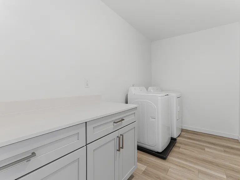 162 W Great Bear St — Photo 22
