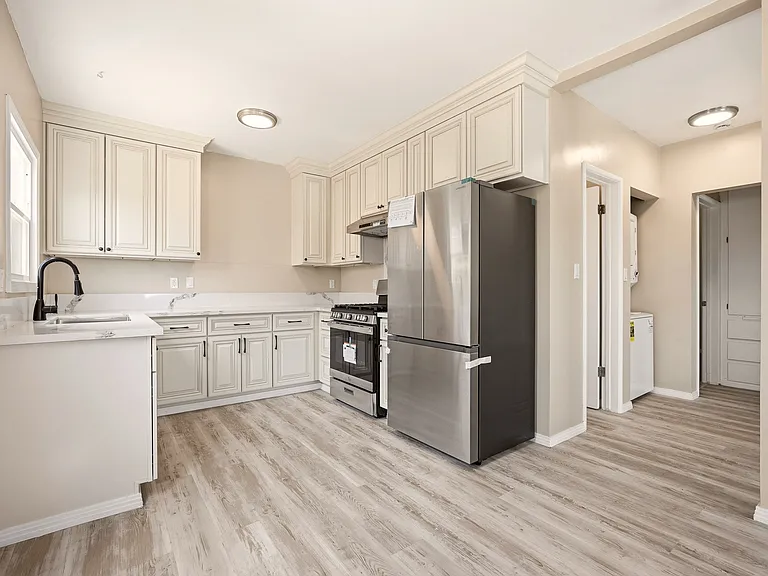 327 S Lincoln Pl — Photo 8