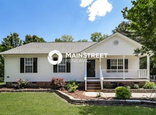 211 Duck Pond Ln, Clayton, NC 27520