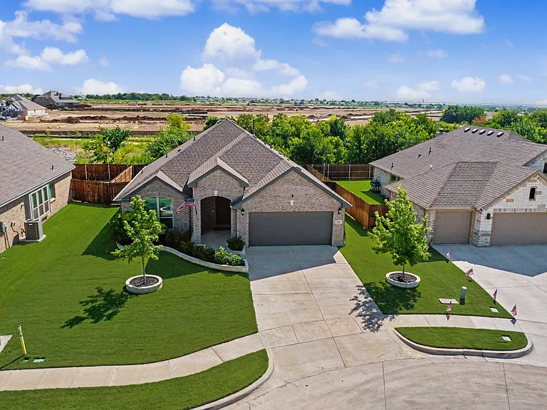 1004 Deer Ridge Dr — Photo 23