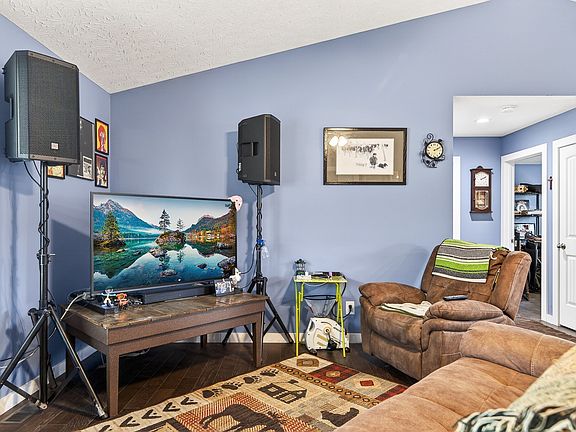 4th image of 2040 Walker Cove Rd