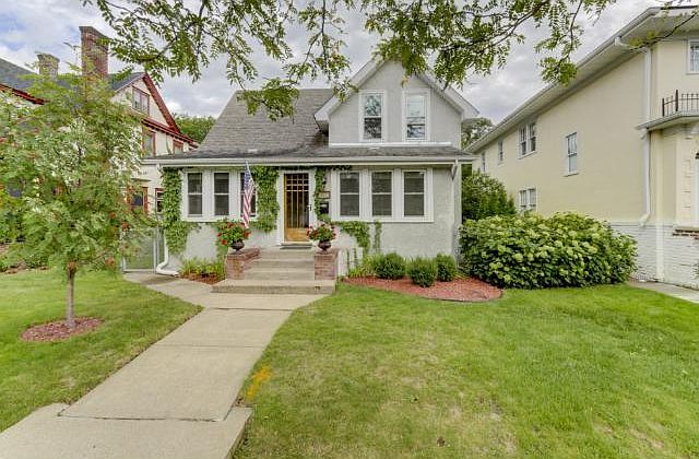 1st image of 3521 Humboldt Ave S