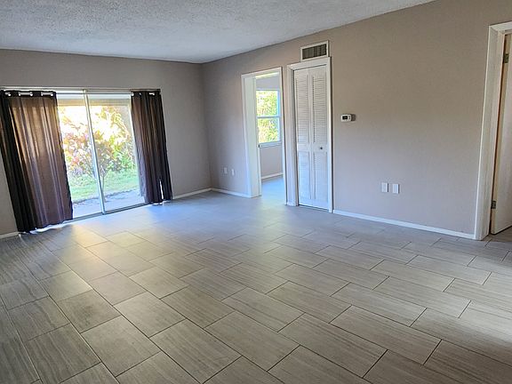 2nd image of 1126 King Arthur Ct APT 402