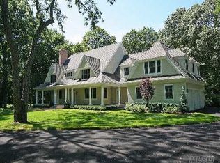 3 Meadow Ln, Quogue, NY 11959