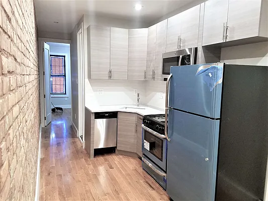 Rented by The Hamilton Group | media 19