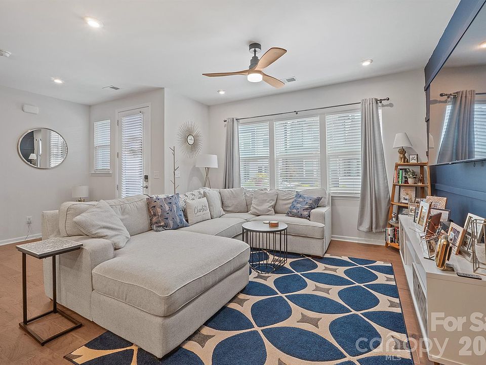 1st image of 6161 Pierce Ln