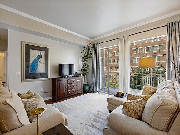2nd image of 3225 Turtle Creek Blvd APT 318