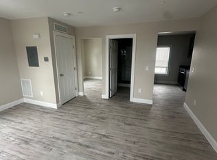 5 Hern Ave #2F, Taunton, MA 02780