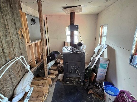 3rd image of 399 Smithfield St