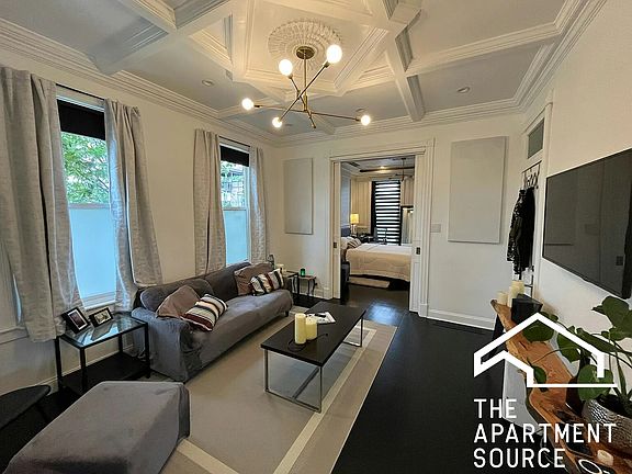 2nd image of 2280 N Clybourn Ave #2F