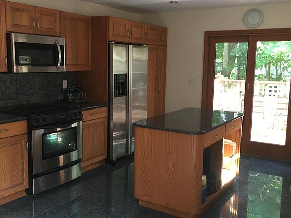 5th image of 574 Lamoka Ave