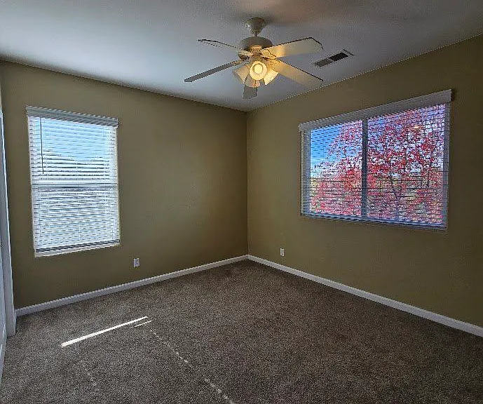 4225 N Del Rey Ave — Photo 32
