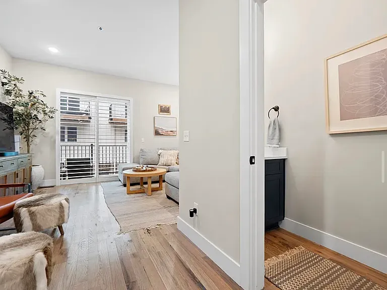 1027 Montague Pl #1027 — Photo 18