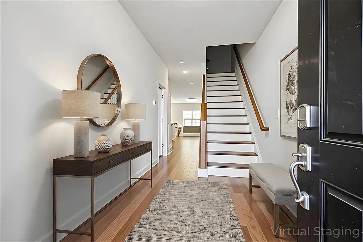 3 bed, 3.5 bath, 3000 sqft, $5,350 — Photo 1