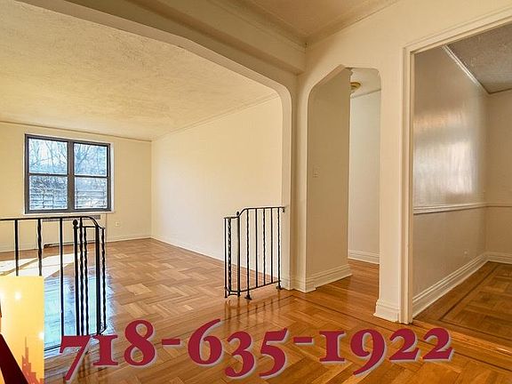 4th image of 2179 Cedar Ave
