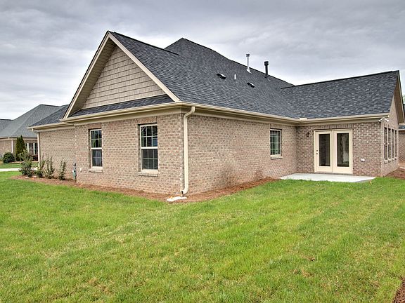 4th image of 723 Marcy Dr