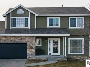 5104 S 187th Avenue Cir, Omaha, NE 68135