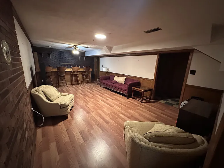 881 Little Creek Rd — Photo 22