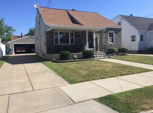 3648 Sherwood Ave, Niagara Falls, NY 14301