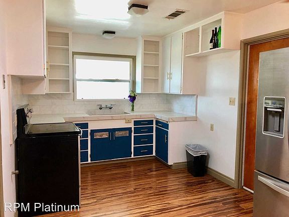 3rd image of 2928 N Chance Ave