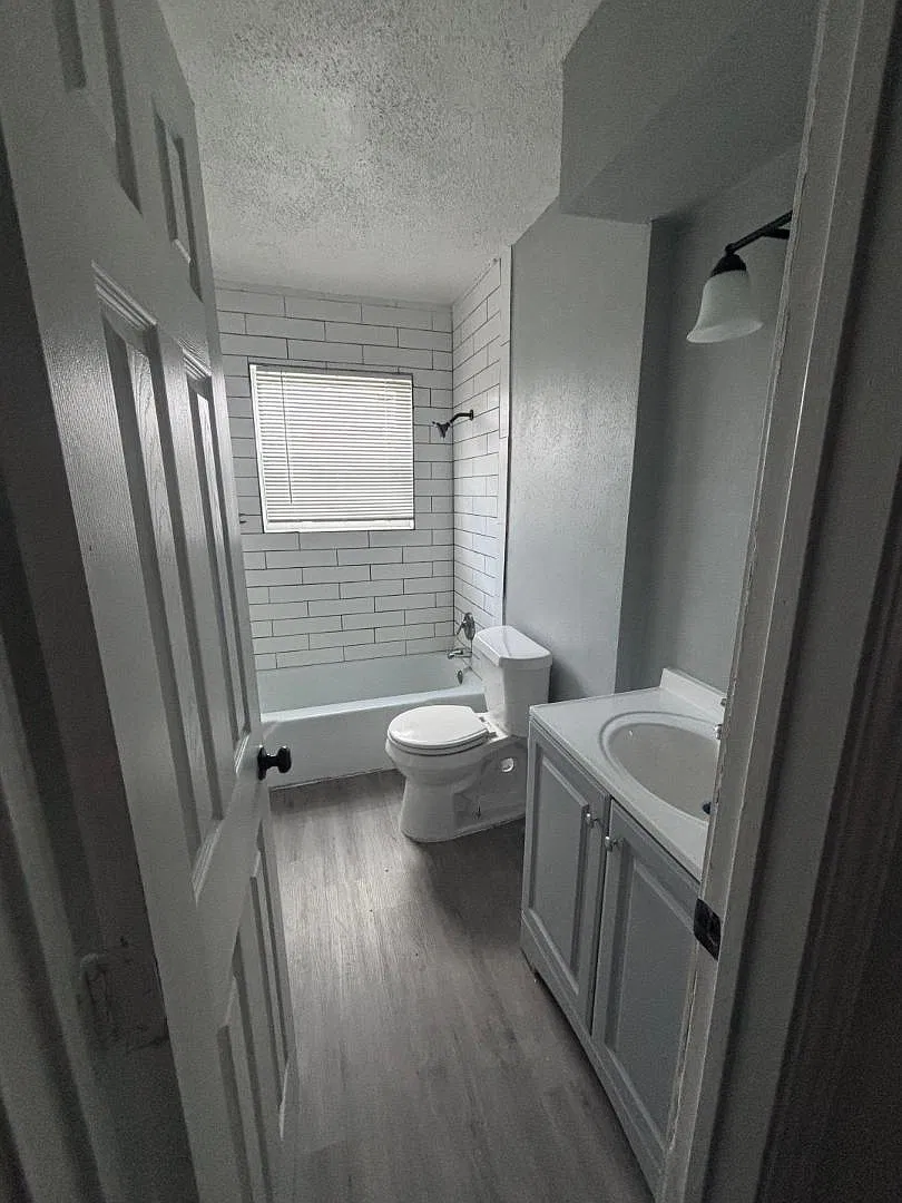 4218 J Street — Photo 1