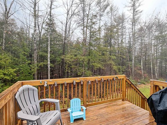 5th image of 9 Jay Way