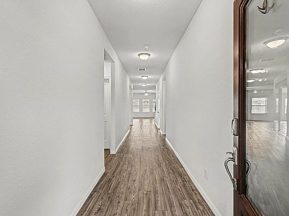 2nd image of 1328 Renoir Dr