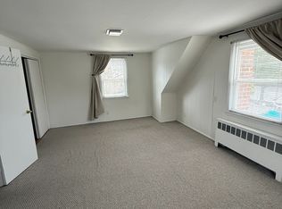 (Undisclosed Address), East Norwich, NY 11732