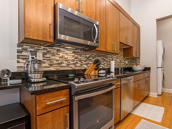 4th image of 760 Wedgewood Park APT 102